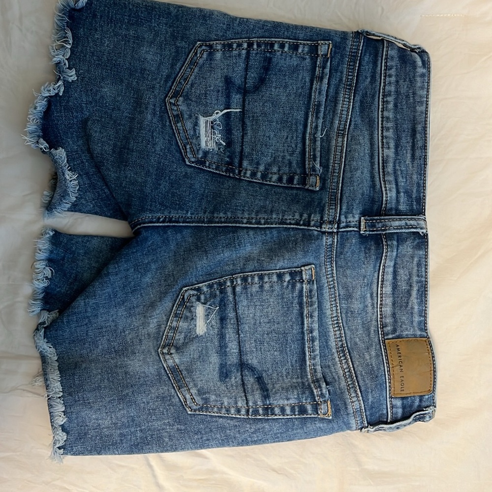 Shorts - Picture 3 of 3